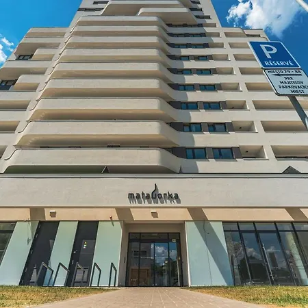 Matador & Free Parking Апартаменти Братислава