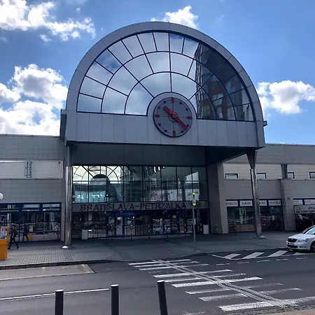 Matador & Free Parking *