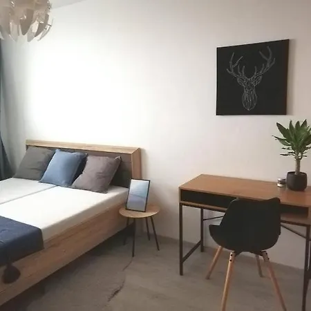 Апартаменти Matador & Free Parking