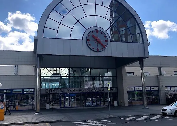 Matador & Free Parking *